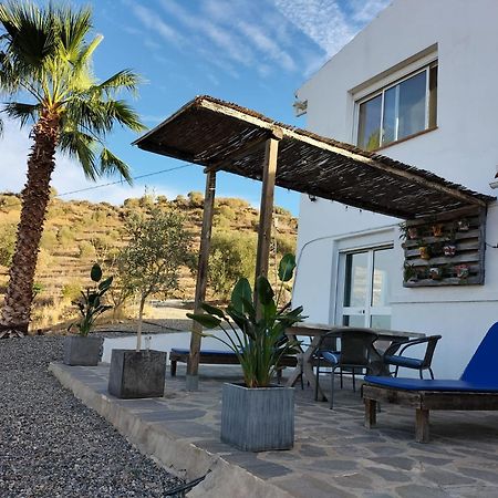 לינה וארוחת בוקר אלורה Casa Ceratonia מראה חיצוני תמונה